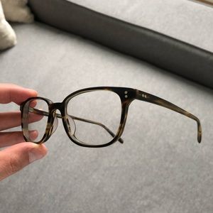Like new Oliver People’s eye glasses